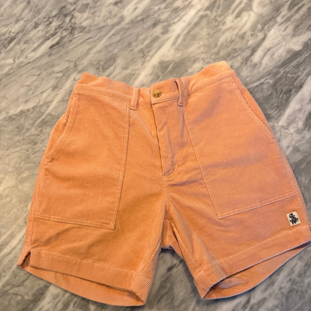 Men's Quaker Marine Peach/pink corduroy shorts size SM.